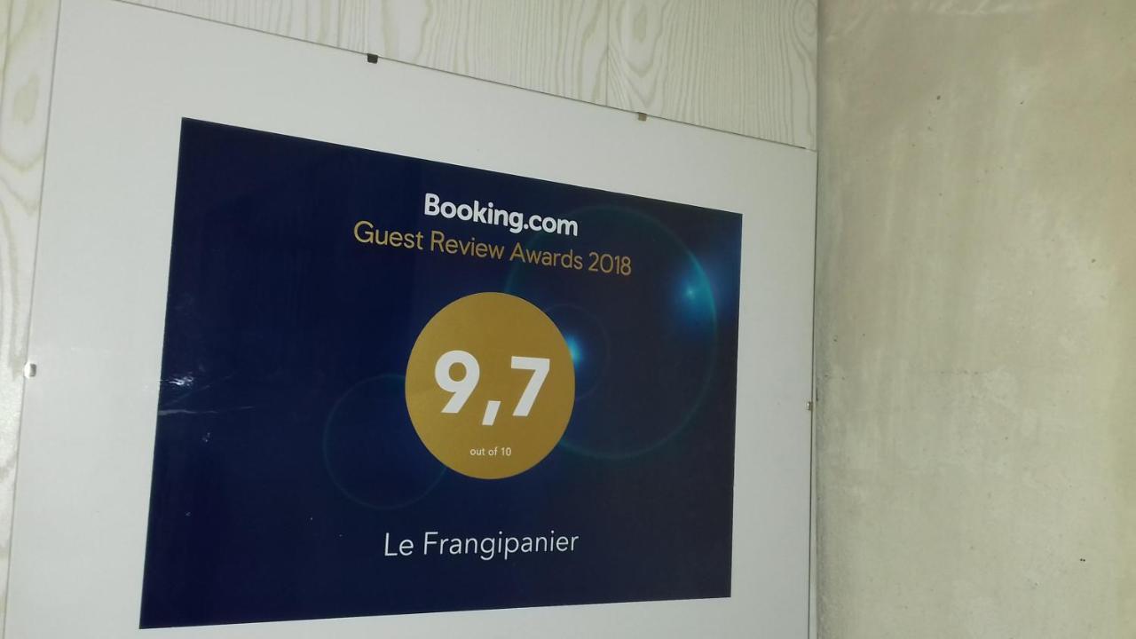 Le Frangipanier Hotel Le Barroux Luaran gambar